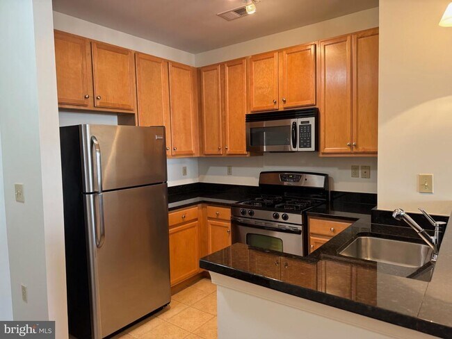 Photo - 2655 Prosperity Ave Unit 319