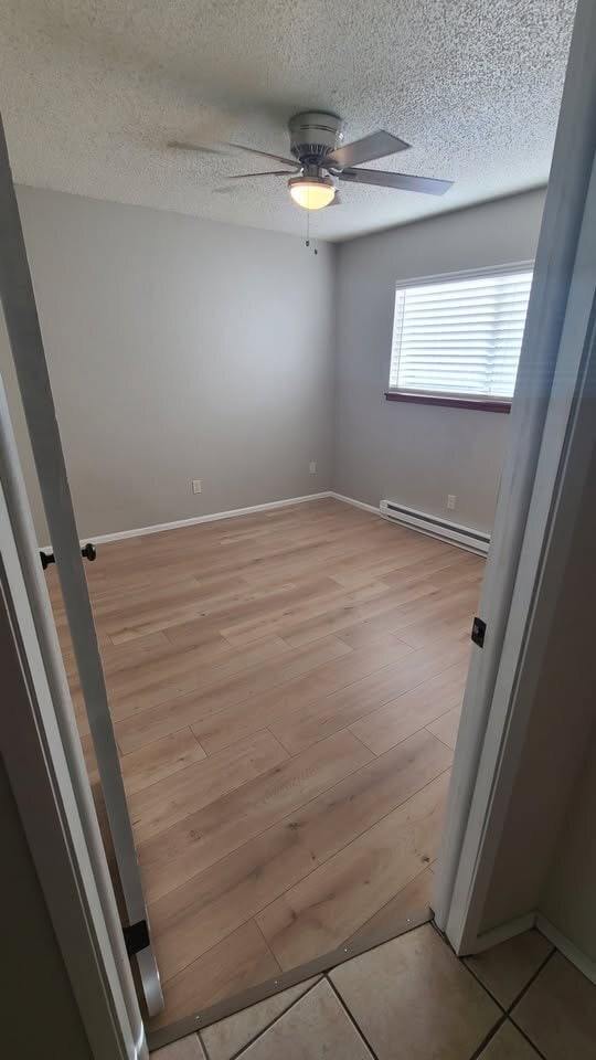 Building Photo - 1918 S Fawn Dr Unit Room B