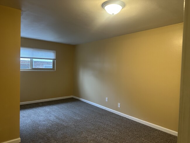 Photo - Lake City Apartments