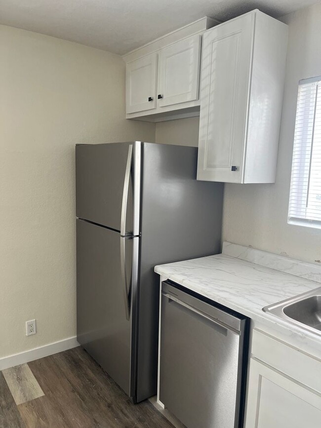 2258 Pamela Ln Unidad B