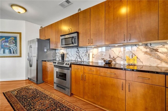 Photo - 711 Cosmopolitan Dr NE Unit 707