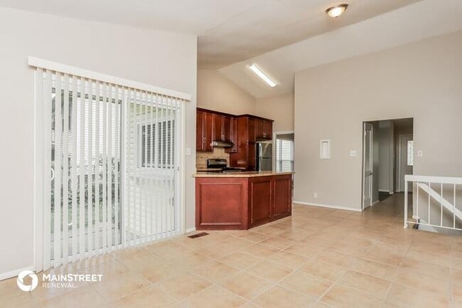 Photo - 5320 SPRINGTRAIL DR, BLACK JACK, MO 63033