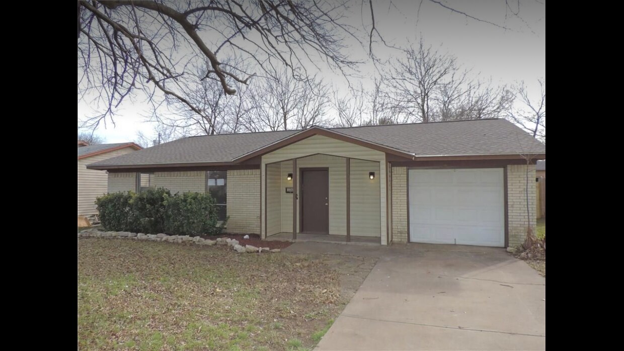 Photo - 334 Linklea Dr (Duncanville, TX)