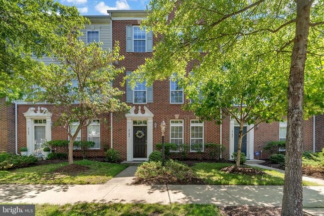 Photo - 2104 Abbottsbury Way Townhome
