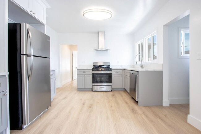 Photo - Lyman Place Apartments