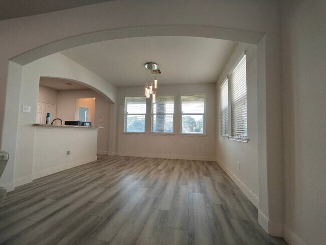 Photo - 2306 Waterford Park St