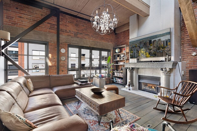 Photo - 1066 Hamilton St Unit ID1060557P