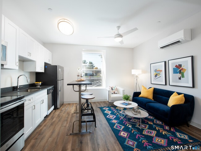 Photo - 170 Ridge Rd Unit 407