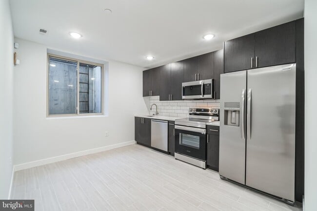 Photo - 2415 N 7th St Unit A