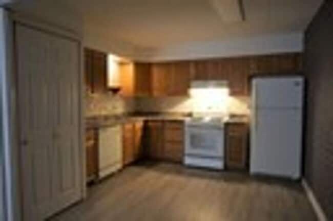Photo - Newly Updated 2 bedroom 1.5 Bath Unit.