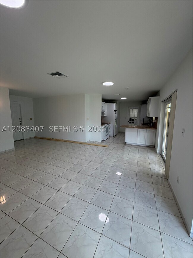 Photo - 1731 SW 103rd Ave