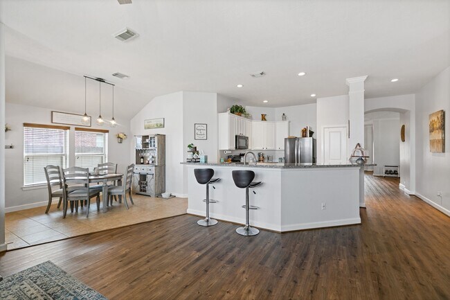 Photo - 8222 Groveland Hills Dr