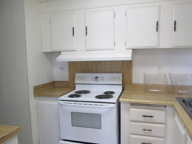 Photo - 115-115 Shelby Way Unit 111