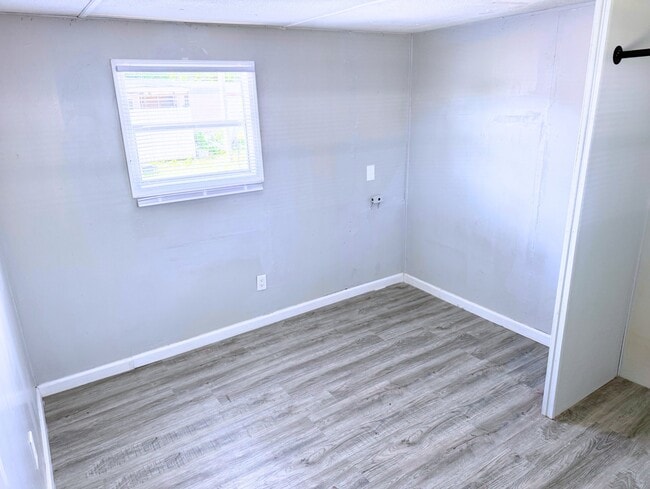 Photo - 661 N 19th St