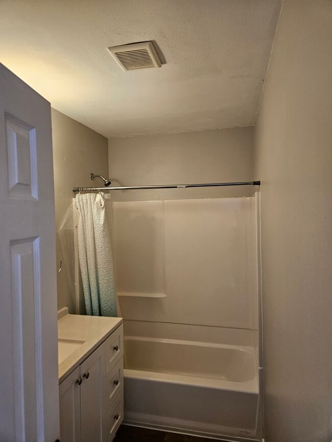 Photo - 914 16th St Unidad 914 16th