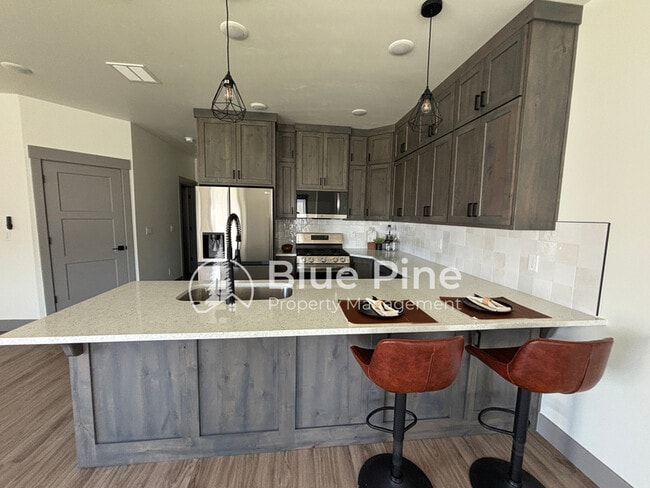 Photo - 5133 Beach Dr
