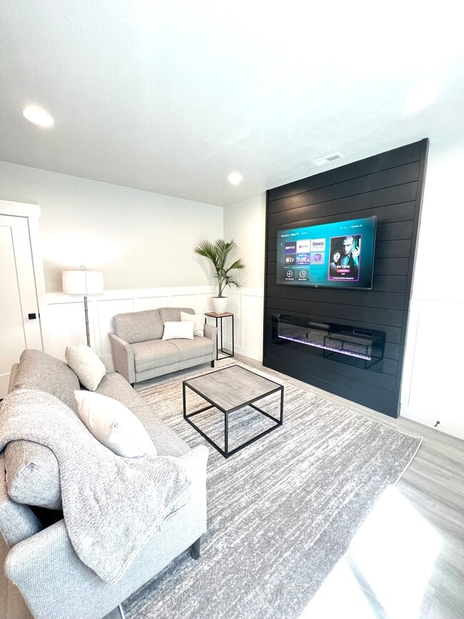 Photo - 57 S Sicily Way