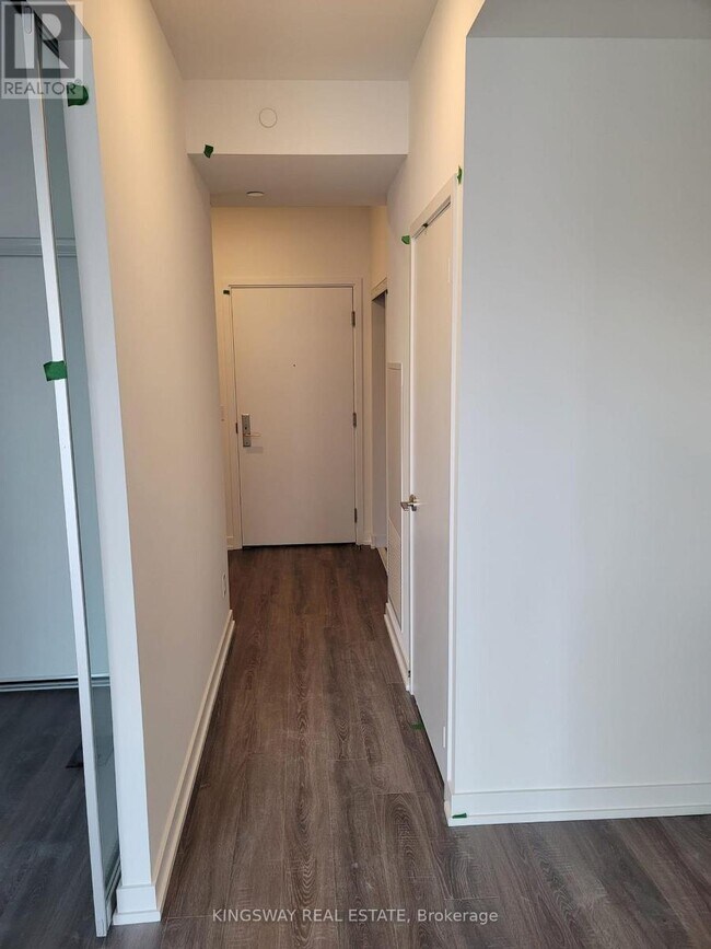 Photo - 20 Edward St Unit 923