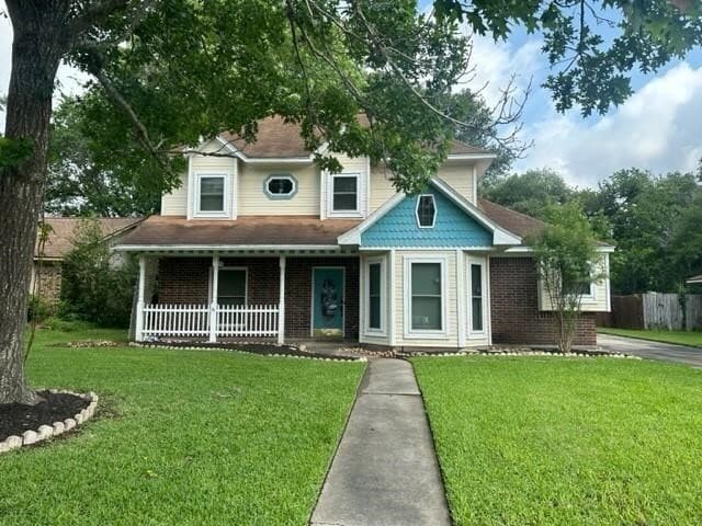 Building Photo - 608 Dogwood St