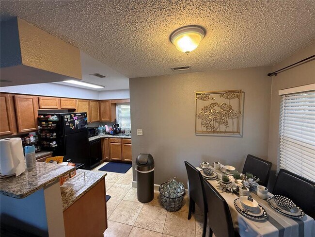 Photo - 7702 Chase Rd