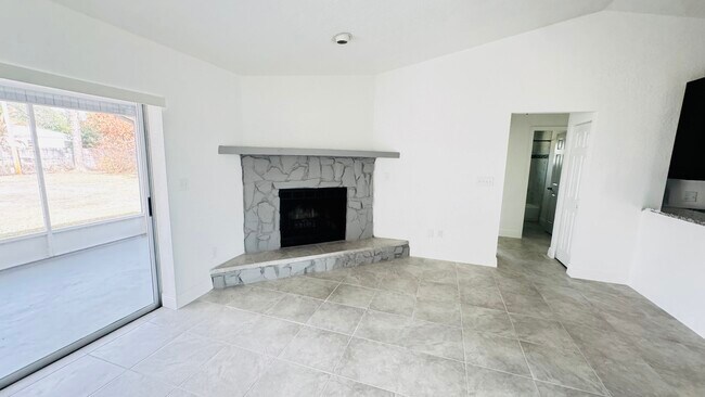 Photo - 225 Rail Ave