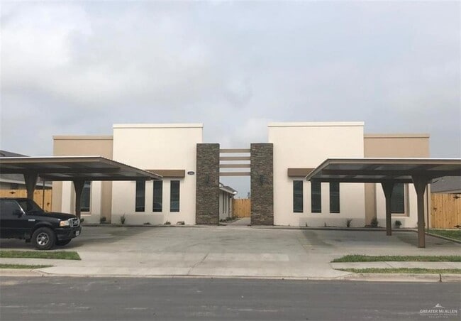 Photo - 701 Cathedral Hl Unit 1