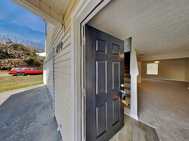 Photo - 4778 Tuong Yen Ct