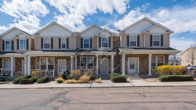 Photo - Townhome in The Bluffs at Spring Creek