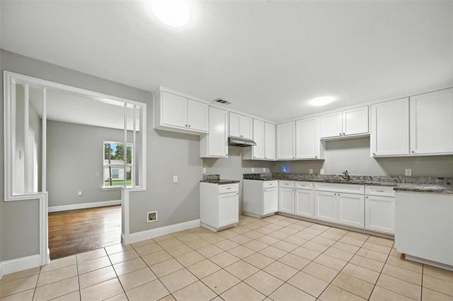 Photo - 6520 Lovett Ave