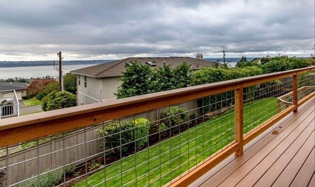 Photo - 5602 Green Hills Ave NE