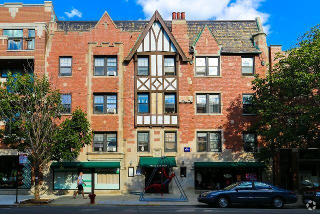 Building Photo - 4832 N Damen Ave Rental