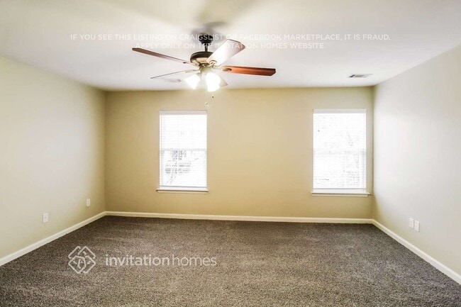 Photo - 2860 Englewood Dr