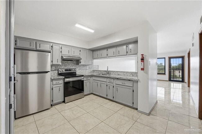 Photo - 16 Ashley Dr Unit 405