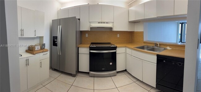 Photo - 2555 Collins Ave Unit 1910