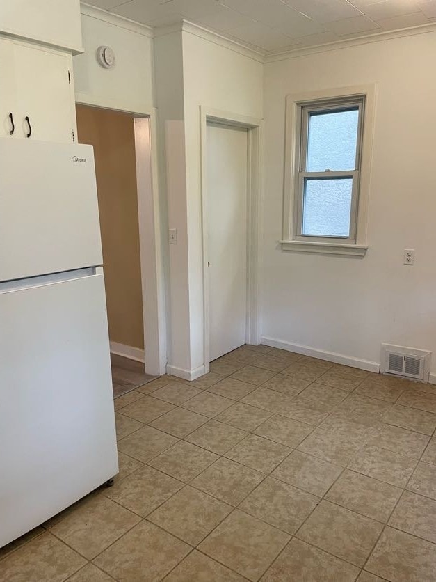 Photo - 611 Crown Ave