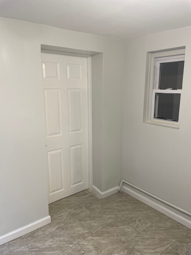 Photo - 6116 Washington St Unit 1 bedroom