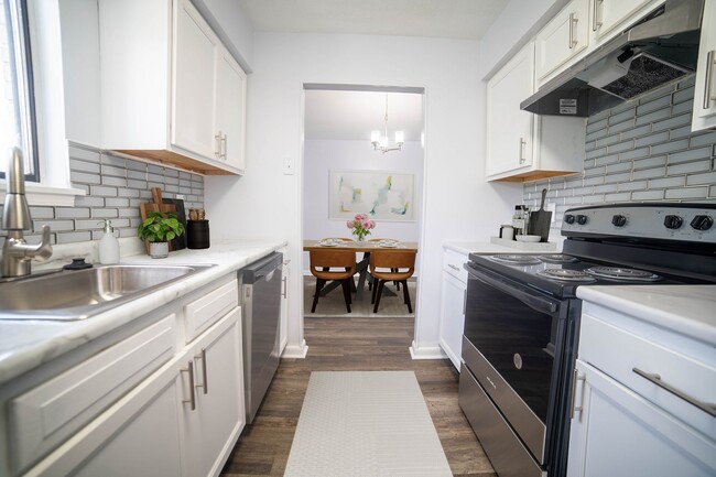 Photo - Aura Apartments
