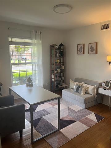 Photo - 6259 Kenwood Ave