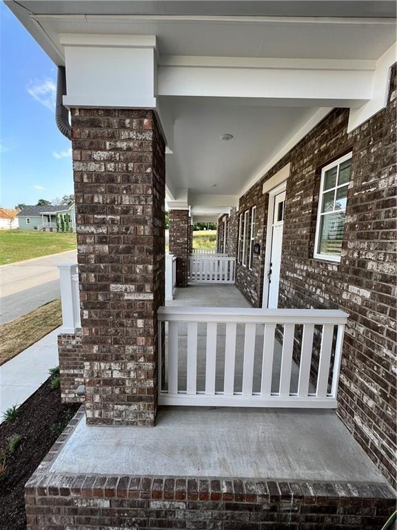 Photo - 5460 Hackett St