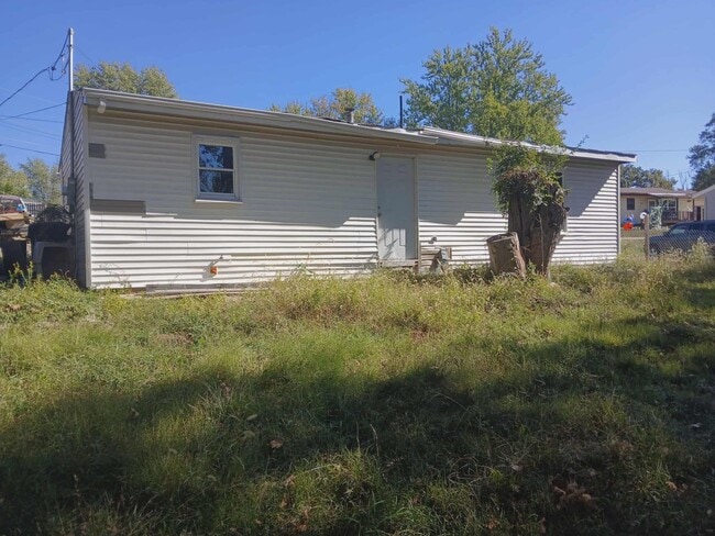 Photo - HILLSBORO - Ranch Style Home with Covered Front Porch - $750 MONTH / $999 DOWN