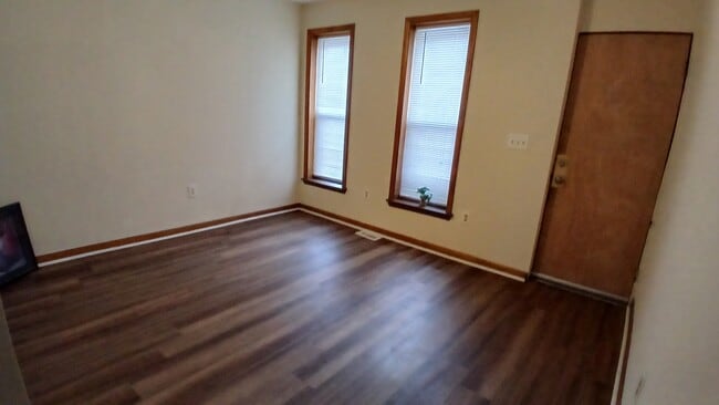 Photo - 2210 Sidney Ave