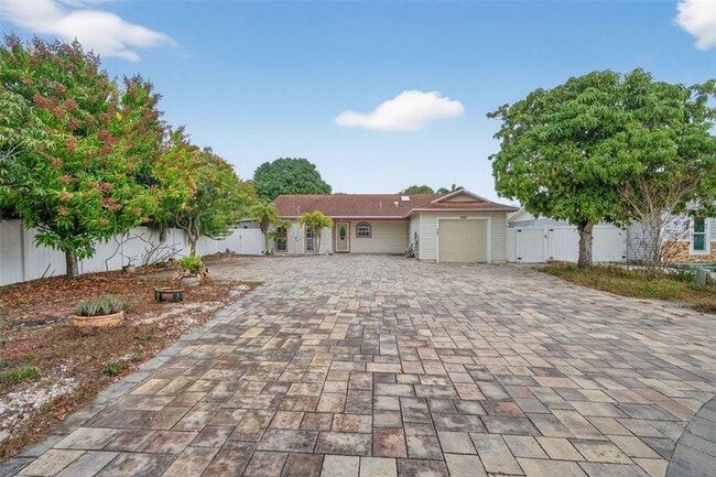 Photo - 5883 Darren Ct