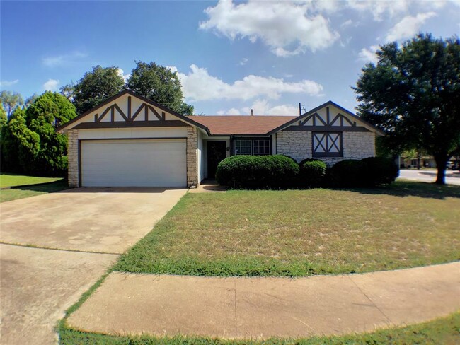 Photo - 3700 Skipton Dr Casa