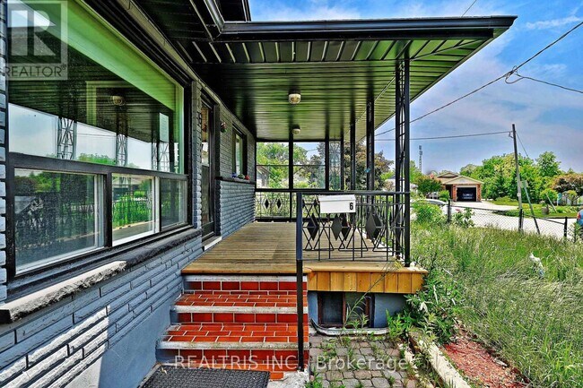 Photo - 6 Lucerne Pl