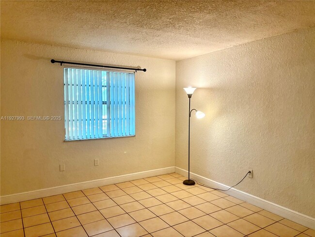 Photo - 17255 SW 95th Ave Unit 150