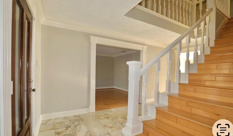 538 Longview Dr