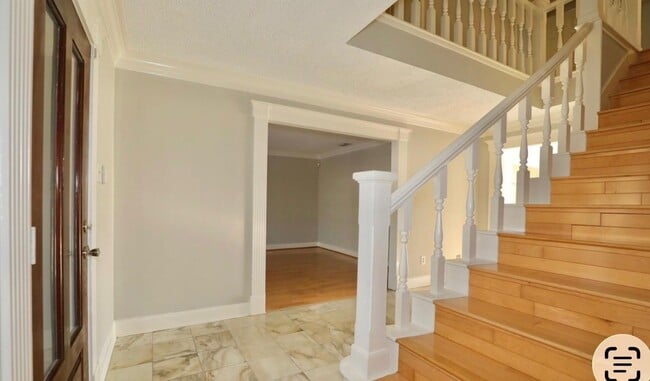 Photo - 538 Longview Dr