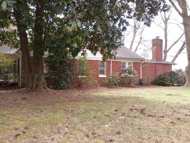 Photo - Beautiful Home in Easley