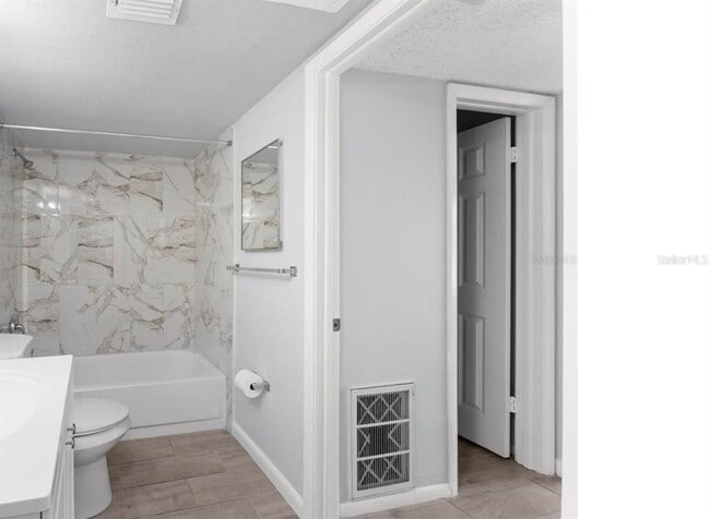 Photo - 1908 Lake Atriums Cir Unit 3