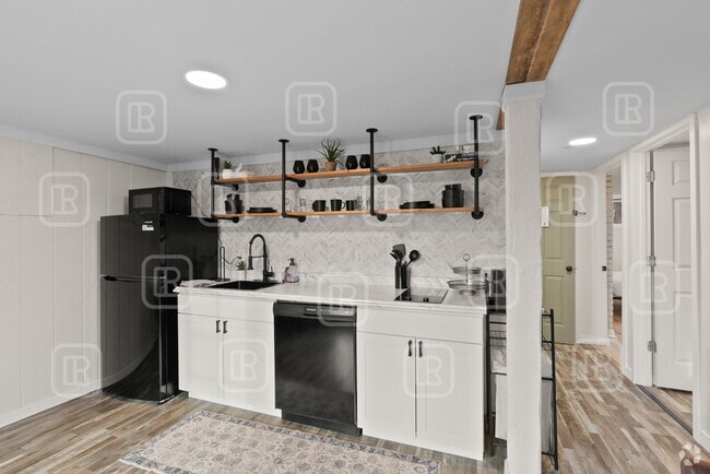 Building Photo - 3903 N Jefferson St Rental